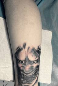 stari tradicionalni majhen vzorec tetovaže prajna 158504 - velika roka kot tatoo vzorec
