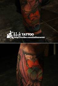 Ang tradisyonal nga Guanyin Tattoo Pattern sa Leg Pop Classic
