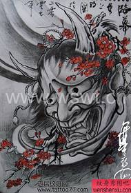 Un modello di tatuaggio sakura nero e grigio