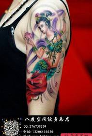arm e schéine klassesche Dunhuang fléien Tattoo Muster