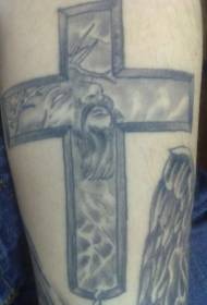 Creu impresa al retrat del tatuatge de Jesús