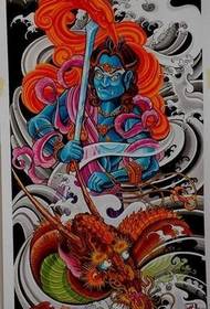 Motivo del tatuaggio religioso: un colorato modello di tatuaggio fenice Ming Wanglong con il pieno sostegno