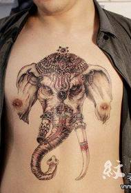 男生前胸兇猛流行大象紋身圖案
