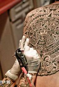 Terug Maya Totem Tattoo patroon