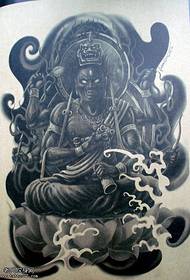 Otoriter bir Buda dövme deseni
