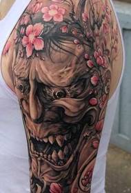modello del tatuaggio armlike