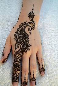 Indiai henna tetoválásmintázat, egyszeri tetoválás