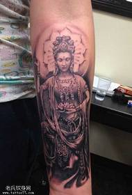 Wadada madow ee Grey Guanyin Tattoo
