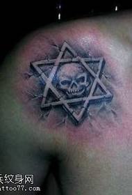 татуировка с шестью звездами