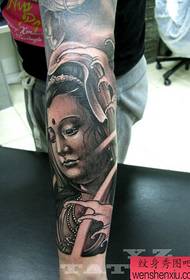 pola tattoo leungeun Guanyin