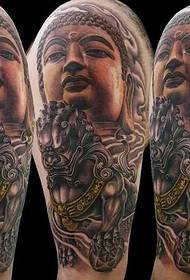 Il leone e il gentile disegno del tatuaggio della testa del Buddha