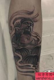 dipartimento gamba del bel modello di tatuaggio classico Buddha
