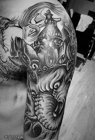 modeli tatuazh i elefantit klasik në Florida