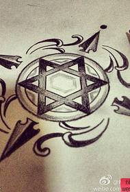 Tatuiruočių salėje dalijasi šešiakampiai „Mantos“ rankraščiai