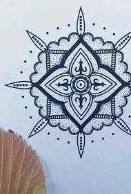 tuhinga maata tattoo Mandala tuhi