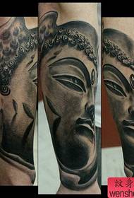 Tetovaža uzorak Buda tetovaža uzorak u redu