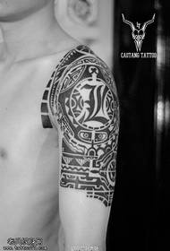 Patrún tattoo totem clasaiceach clasaiceach dubh agus liath