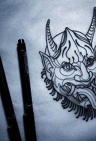 manoscritto tatuaggio scuola tradizionale prajna line