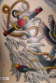 Modello di tatuaggio di ancoraggio in vita