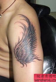 Uzorak tetovaže: Slika krila ruke Tattoo Pattern