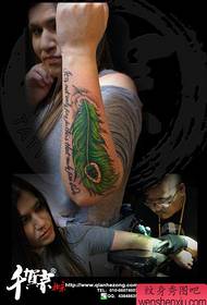 ruoko rwakanaka mavara anozivikanwa uye feather tattoo maitiro