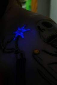 Shoulder star fluorescerende tattoo patroon