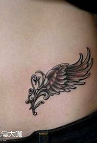 Wzór tatuażu skrzydła talii