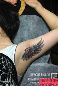 dekle 腋 naslednji vzorec tatoo krila