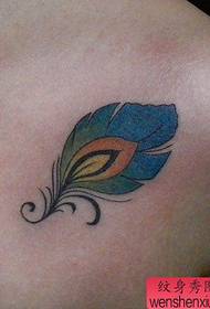 ti pwatrin ti ak bèl modèl tatoo plim Peacock