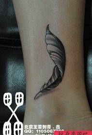 girl Popular popular feather tattoo pattern at the ankle