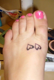 Cute tattoo in forma di core in forma di core