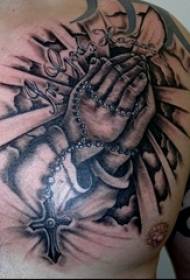 Boys στήθος σε μαύρο σκίτσο συμβουλές καρφίτσα δημιουργική σταυρό κολιέ τατουάζ εικόνες