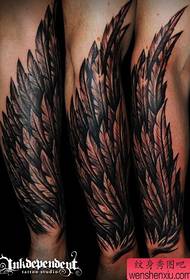 apprezzare le bellissime opere di tatuaggi ad ala