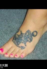 Motivo tatuaggio ancoraggio piede