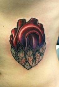 Pola tattoo jantung warna realistis