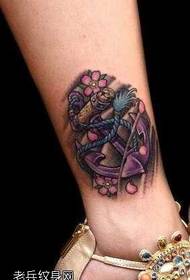 Leg personality purple flower anchor tattoo pattern