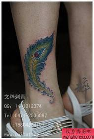 modello di tatuaggio piuma squisita popolare polpaccio di vitello