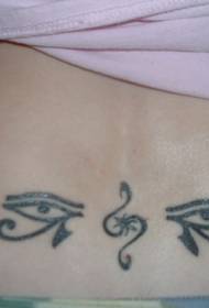 Back Horus Eye dengan Totem Tattoo Pattern