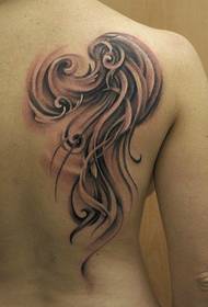 merginos nugaros pečių gražus ir populiarus juodos ir baltos sparnų tatuiruotės modelis