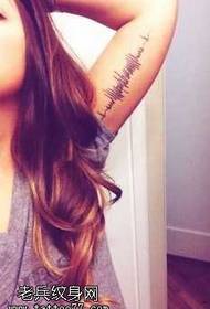 Mtindo wa tattoo ya electrocardiogram