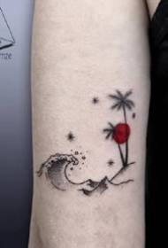 komek ji tattooên piçûk ên ji derveyî