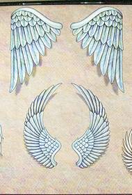 piękny wzór tatuażu skrzydła