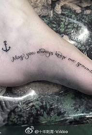 Modèl tatoo Anchor karaktè pou pye