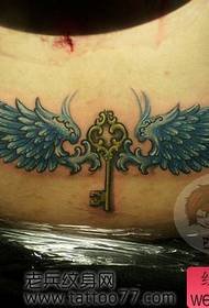 modello di tatuaggio chiave popolare ali di bell'aspetto in vita