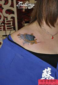 плечи девочки маленькие и популярные татуировки крылья