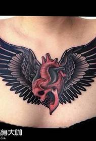 Грудь крылья татуировки