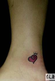 Mali uzorak serije crvenih srčanih tetovaža Daquan
