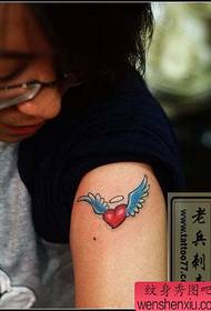 Love Wings Tattoo Significatu Graficu