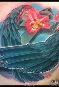prachtig populair cross-wing tattoo-patroon