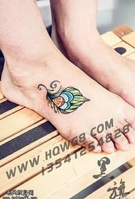 腳上的美麗羽毛紋身